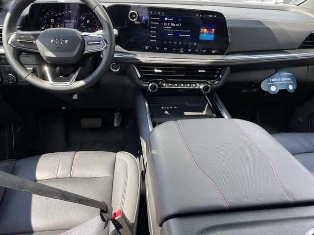 2025 Chevrolet Suburban RST