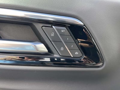 2025 Chevrolet Suburban RST