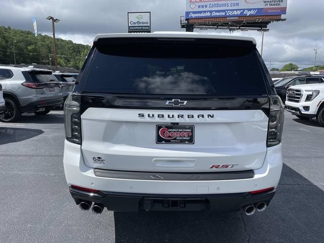 2025 Chevrolet Suburban RST