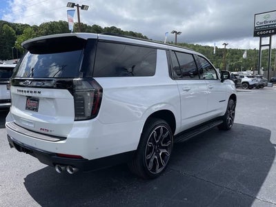 2025 Chevrolet Suburban RST
