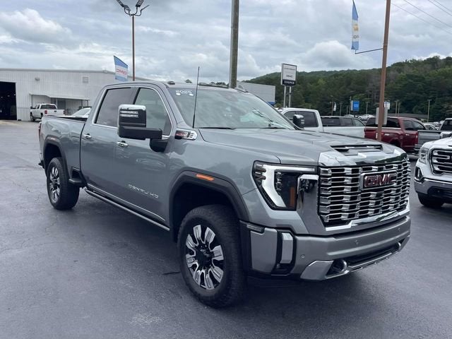 2025 GMC Sierra 3500 HD Denali