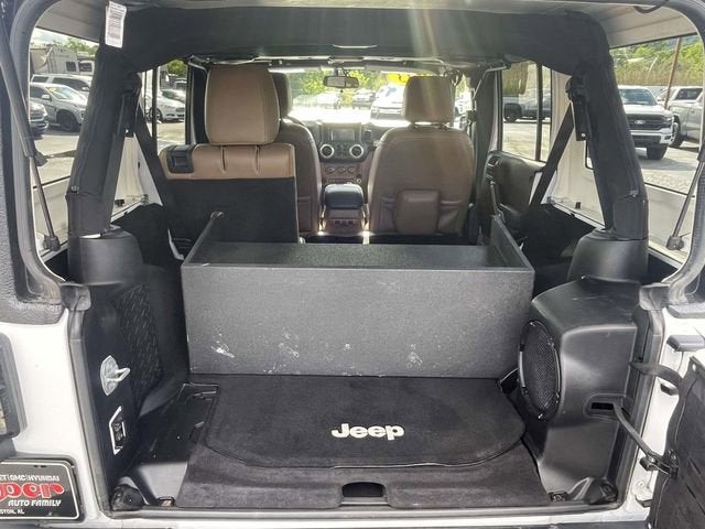 2013 Jeep Wrangler Unlimited Sahara