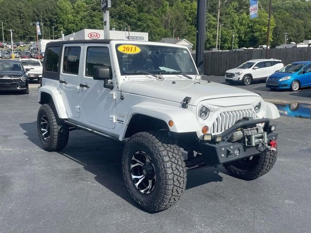 2013 Jeep Wrangler Unlimited Sahara
