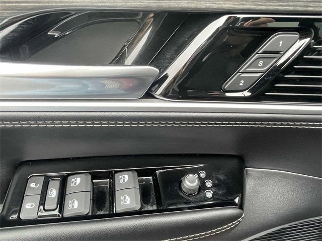 2022 Jeep Wagoneer Series III 4x2