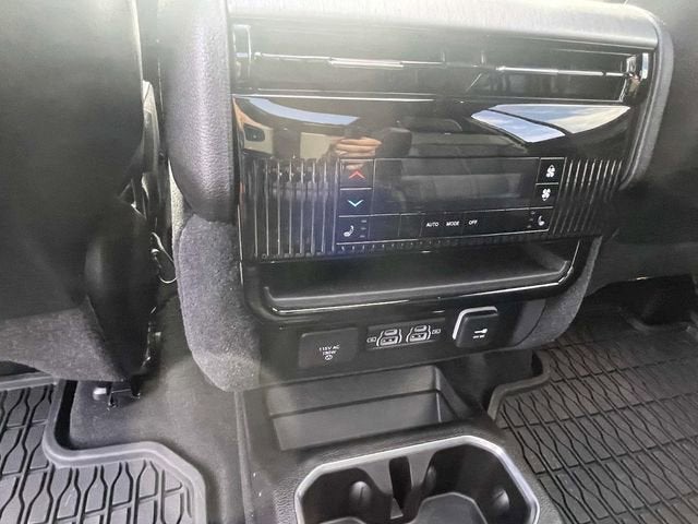 2024 Jeep Wagoneer Series II Carbide 4x4