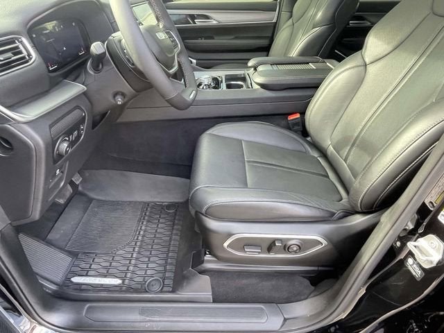 2024 Jeep Wagoneer Series II Carbide 4x4