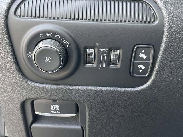 2024 Jeep Wagoneer Series II Carbide 4x4