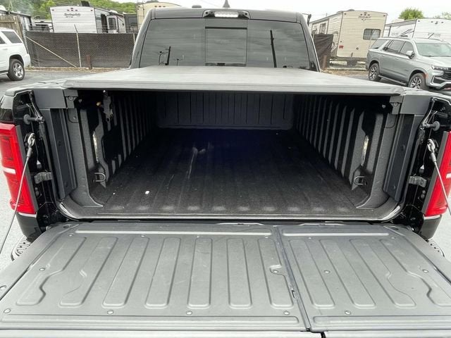 2026 RAM 1500 Tungsten Crew Cab 4x4 5'7" Box