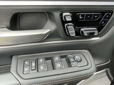 2026 RAM 1500 Tungsten Crew Cab 4x4 5'7" Box