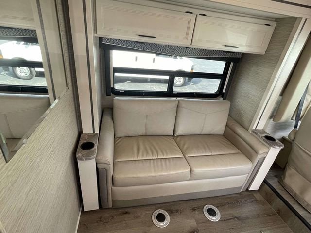 2022 Ford E-Series Stripped Chassis Base