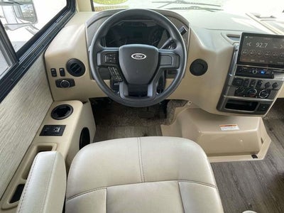 2022 Ford E-Series Stripped Chassis Base