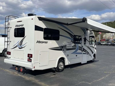 2022 Ford E-Series Stripped Chassis Base