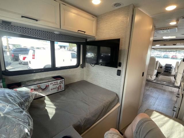 2022 Ford E-Series Stripped Chassis Base