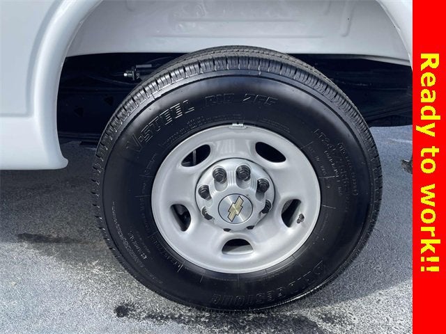 2025 Chevrolet Express Cargo 2500 WT
