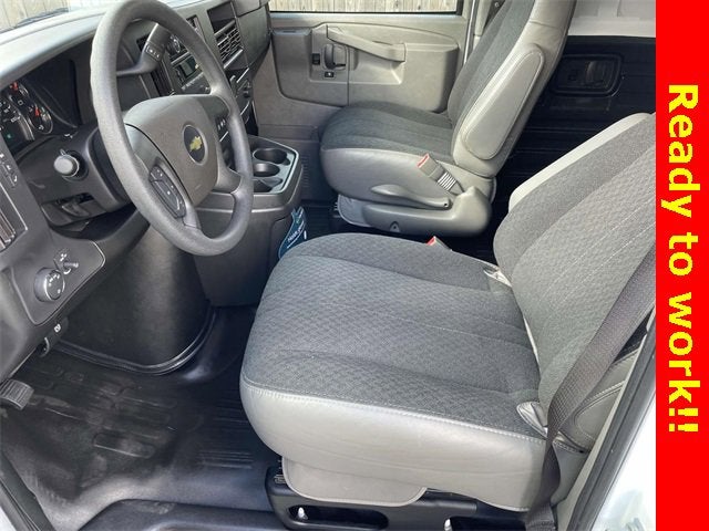 2025 Chevrolet Express Cargo 2500 WT