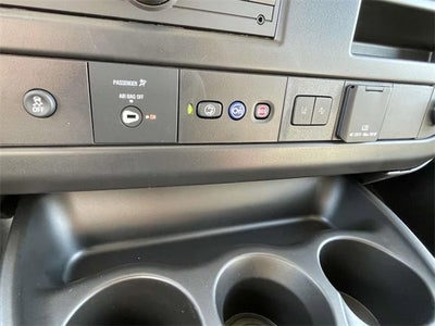 2025 GMC Savana Passenger 3500 LT