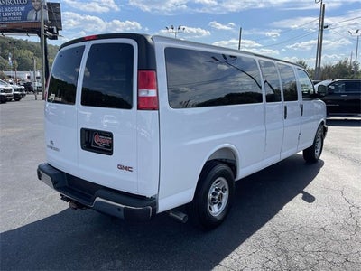 2025 GMC Savana Passenger 3500 LT