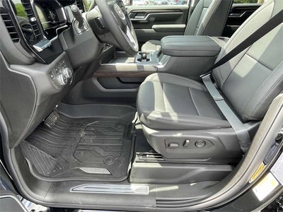 2025 GMC Sierra 2500 HD SLT