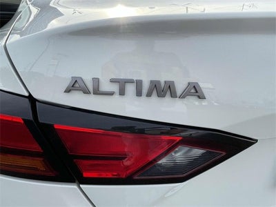 2023 Nissan Altima SR FWD
