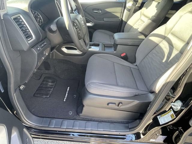 2024 Nissan Frontier Crew Cab SV 4x2