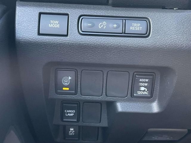 2024 Nissan Frontier Crew Cab SV 4x2