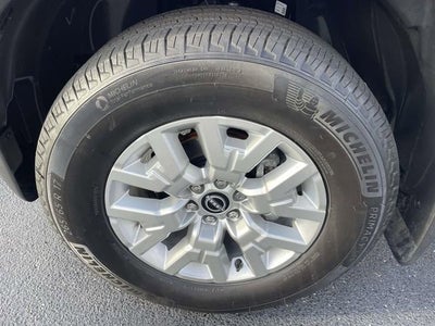 2024 Nissan Frontier Crew Cab SV 4x2