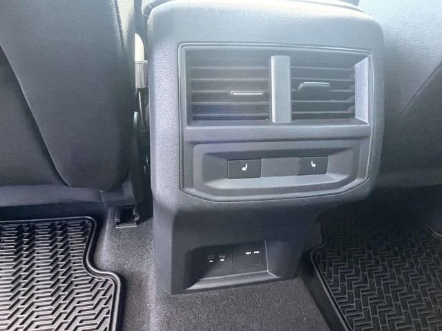 2023 Volkswagen Atlas Cross Sport 3.6L V6 SEL Premium R-Line