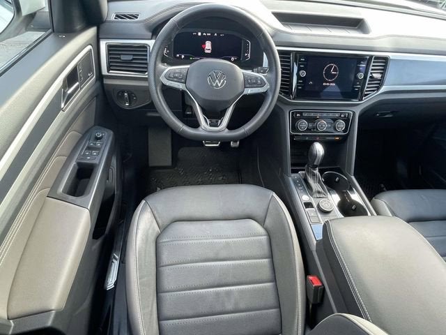 2023 Volkswagen Atlas Cross Sport 3.6L V6 SEL Premium R-Line