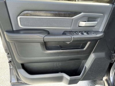 2022 RAM 2500 Big Horn Crew Cab 4x4 6'4" Box