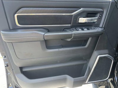 2024 RAM 2500 Laramie Crew Cab 4x4 6'4" Box