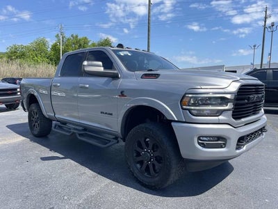 2022 RAM 2500 Laramie Crew Cab 4x4 6'4" Box