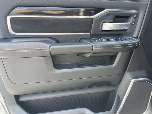 2022 RAM 2500 Laramie Crew Cab 4x4 6'4" Box