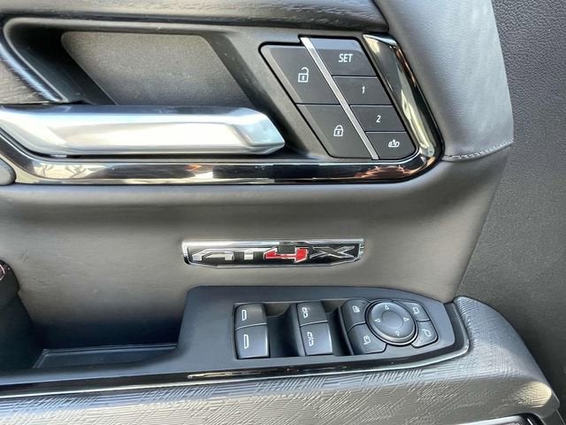 2023 GMC Sierra 1500 AT4X