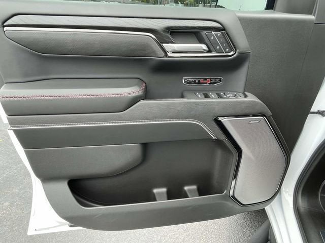 2025 GMC Sierra 1500 AT4X