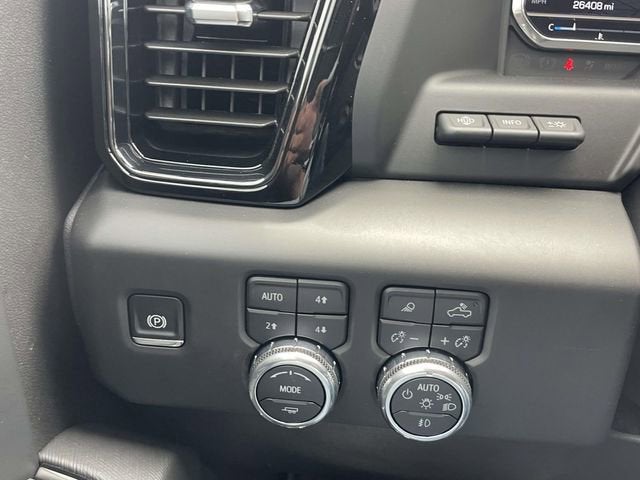 2025 GMC Sierra 1500 AT4X