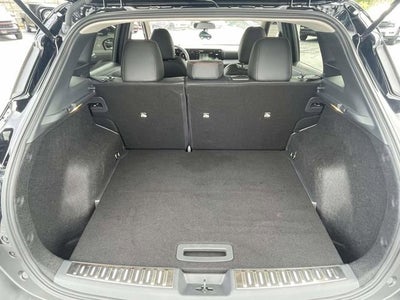 2025 Nissan Kicks SR FWD