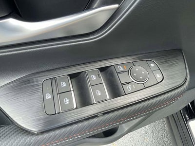 2025 Nissan Kicks SR FWD