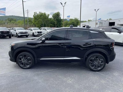 2025 Nissan Kicks SR FWD
