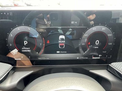2025 Nissan Kicks SR FWD