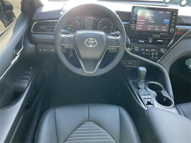 2024 Toyota Camry Hybrid SE