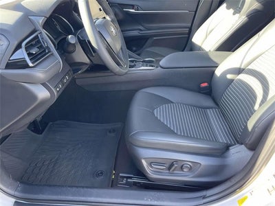 2024 Toyota Camry Hybrid SE