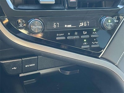 2024 Toyota Camry Hybrid SE