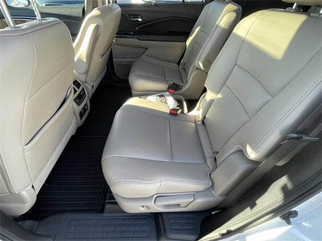 2020 Honda Pilot 2WD Touring 7 Passenger