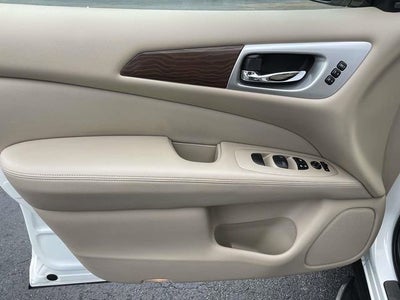 2020 Nissan Pathfinder Platinum 4WD