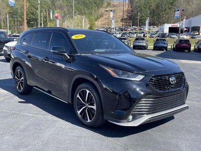 2022 Toyota Highlander XSE