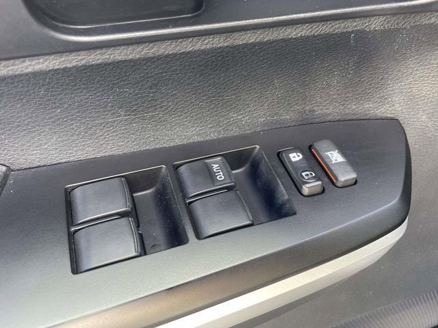 2016 Toyota Tundra 4WD Truck SR