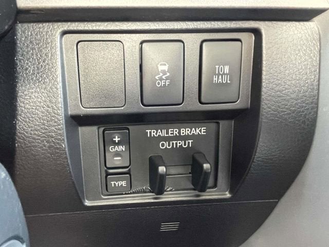 2016 Toyota Tundra 4WD Truck SR