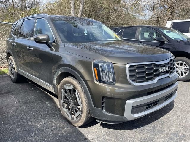 2023 Kia Telluride S