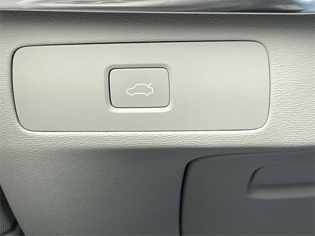 2023 Volvo XC90 B6 Ultimate 7-Seater