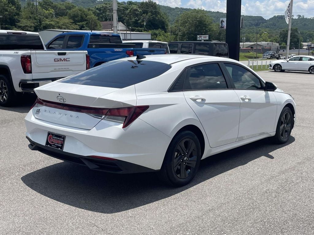 2021 Hyundai Elantra SEL